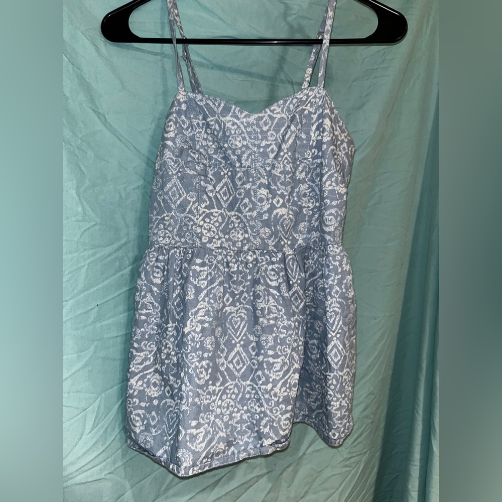 Light blue tank top